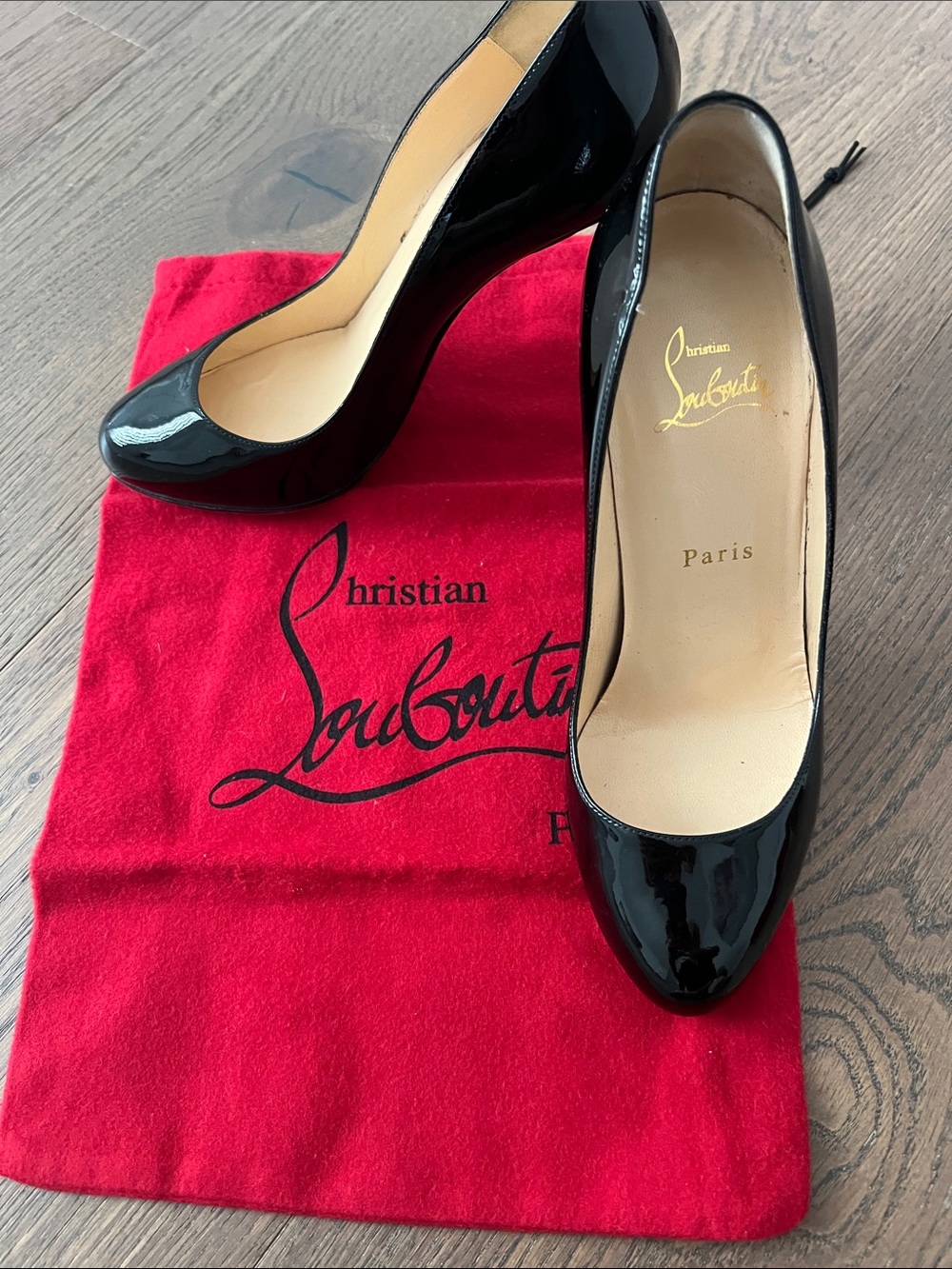 Christian Louboutin Black Patent Round-Toe Pumps size 37